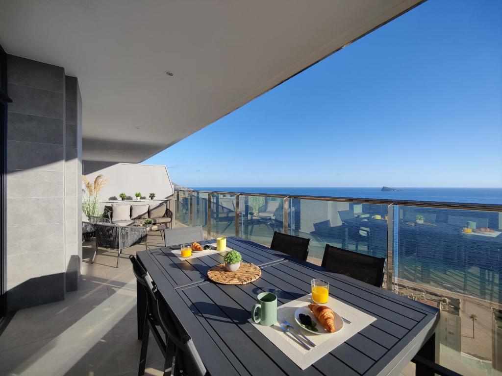 SUNSET CLIFFS sea & sky apartments photo 2