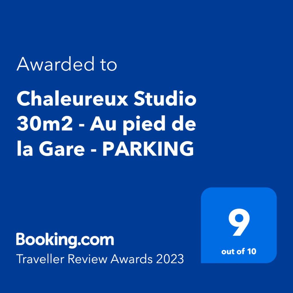 Chaleureux Studio 30m2 - Au pied de la Gare - PARKING - Thumbnail image