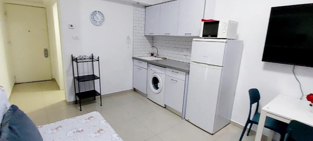 Hotel Apartment Colony Beach Tel Aviv Bat Yam 9 photo 2