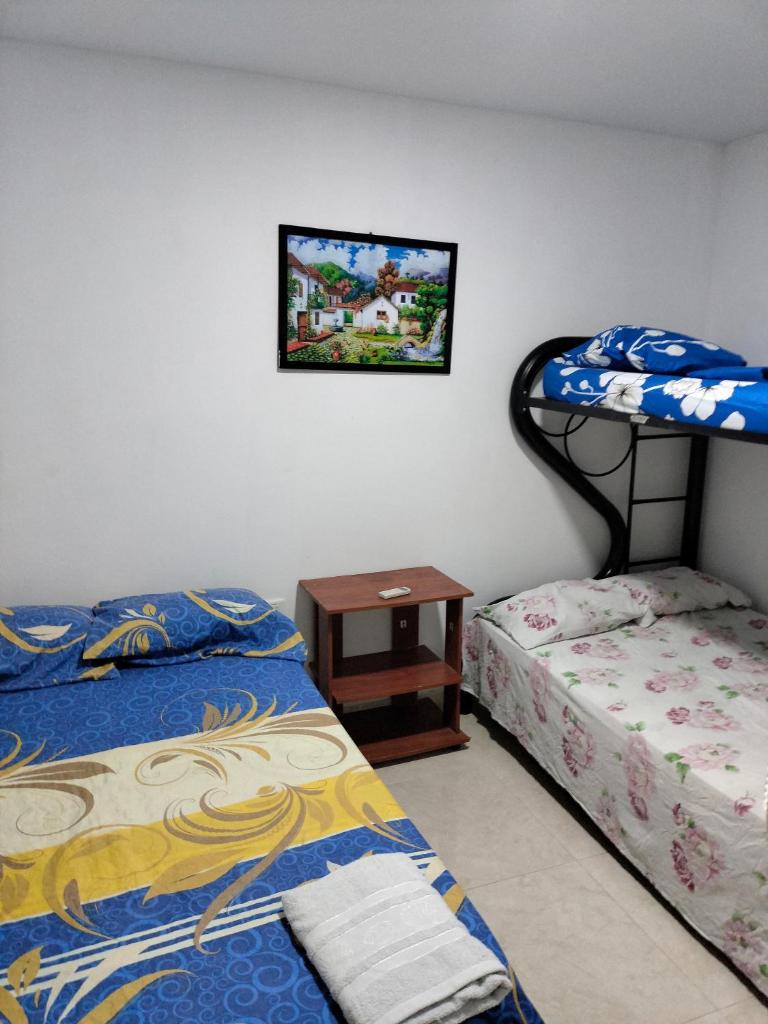 Habitaciones y apartamento fania photo 3