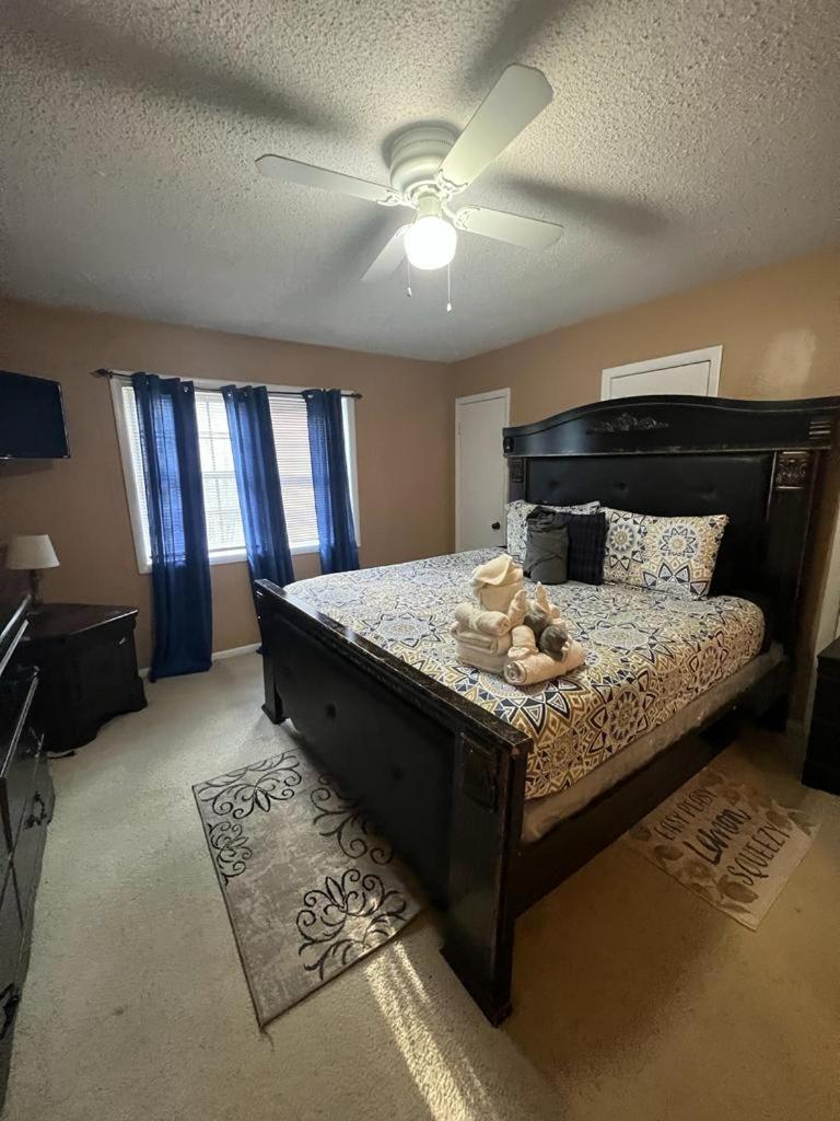 #2BR Cozy Villa - Mins to Historic STM Amusement Park! photo 3