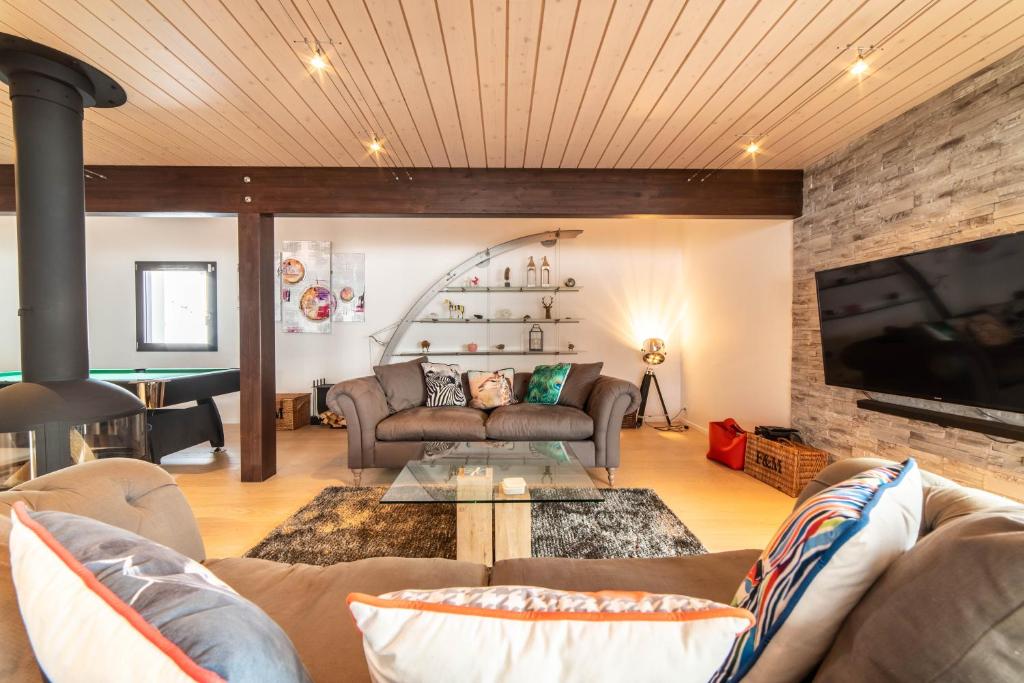 Chalet Genepi - spectacular ski and summer home photo 2