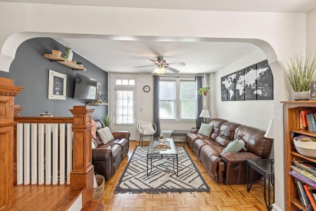 Rare City Home w/ Backyard Fire-pit & Hottub image