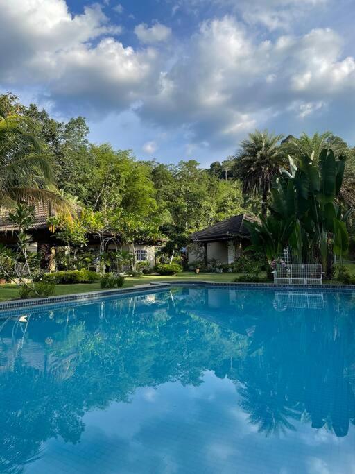 Lui Farm Villa - Private Villa for Staycation & Retreat photo 1
