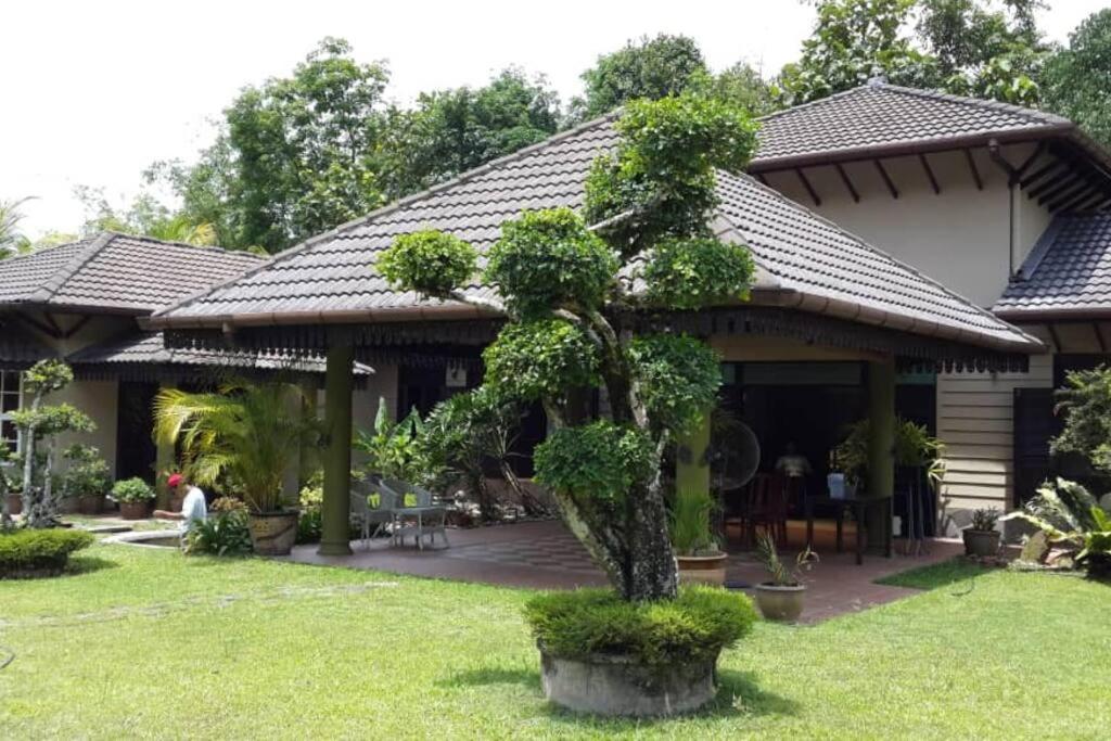 Lui Farm Villa - Private Villa for Staycation & Retreat photo 4
