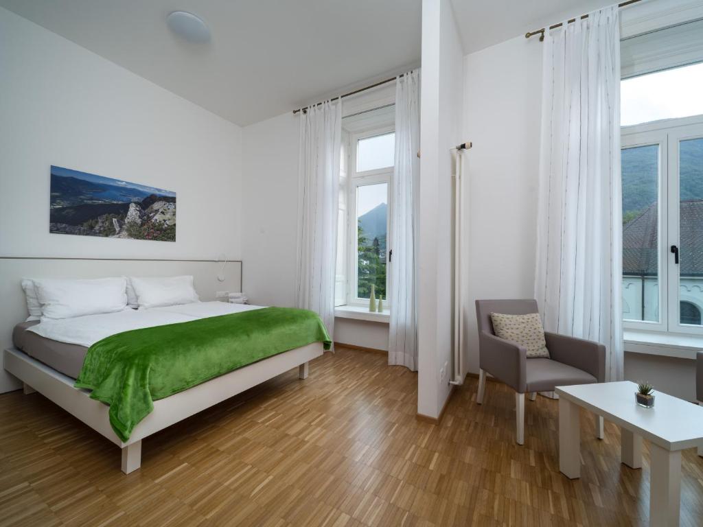 Business Center IN Villa Room Type - Queen Room