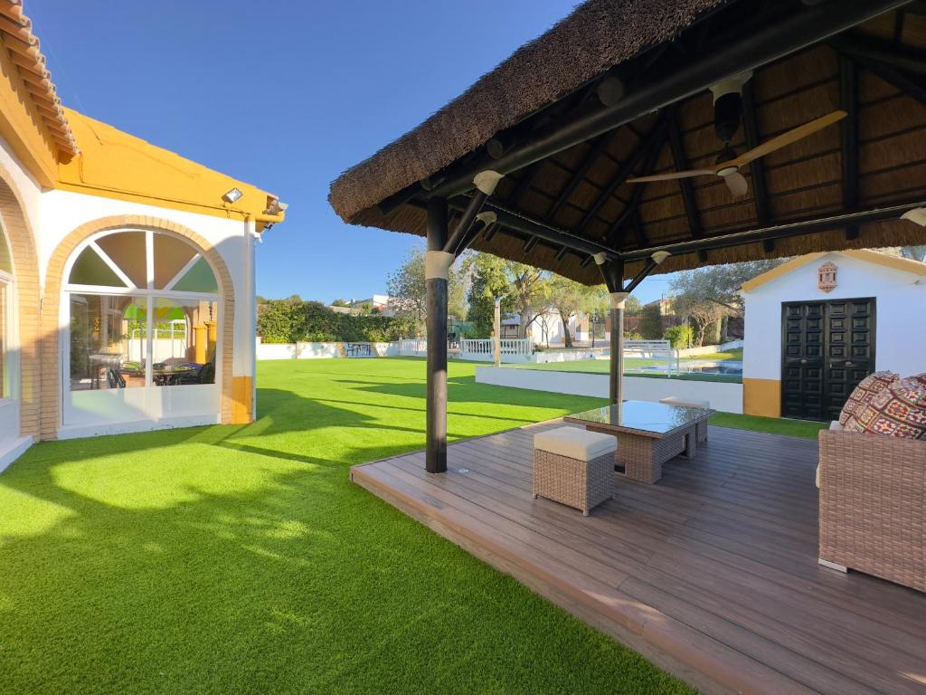 VILLA MACARENA photo 3