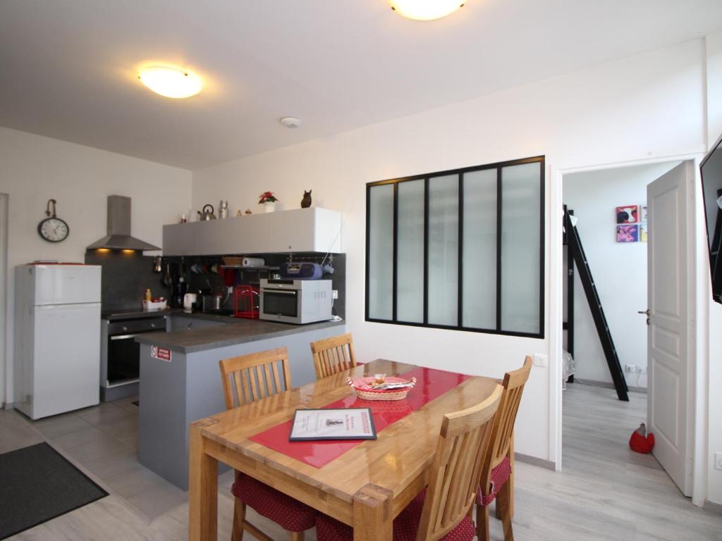 Appartement La Bourboule, 3 pièces, 4 personnes - FR-1-608-164 photo 1