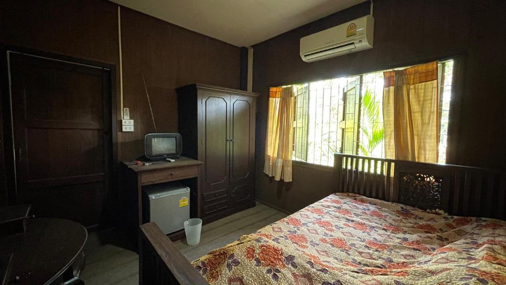 ปาริฉัตร โฮมสเตย์ parichat homestay Room Type - Family Room