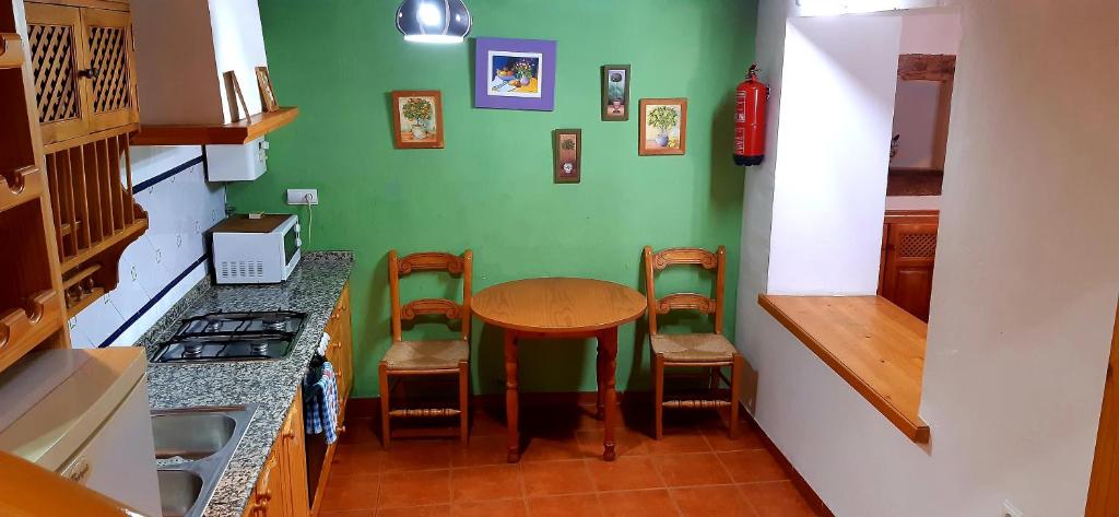El Portal photo 3