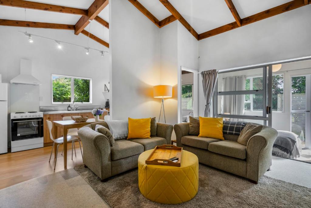West and Relaxation - Greytown Holiday Home photo 3