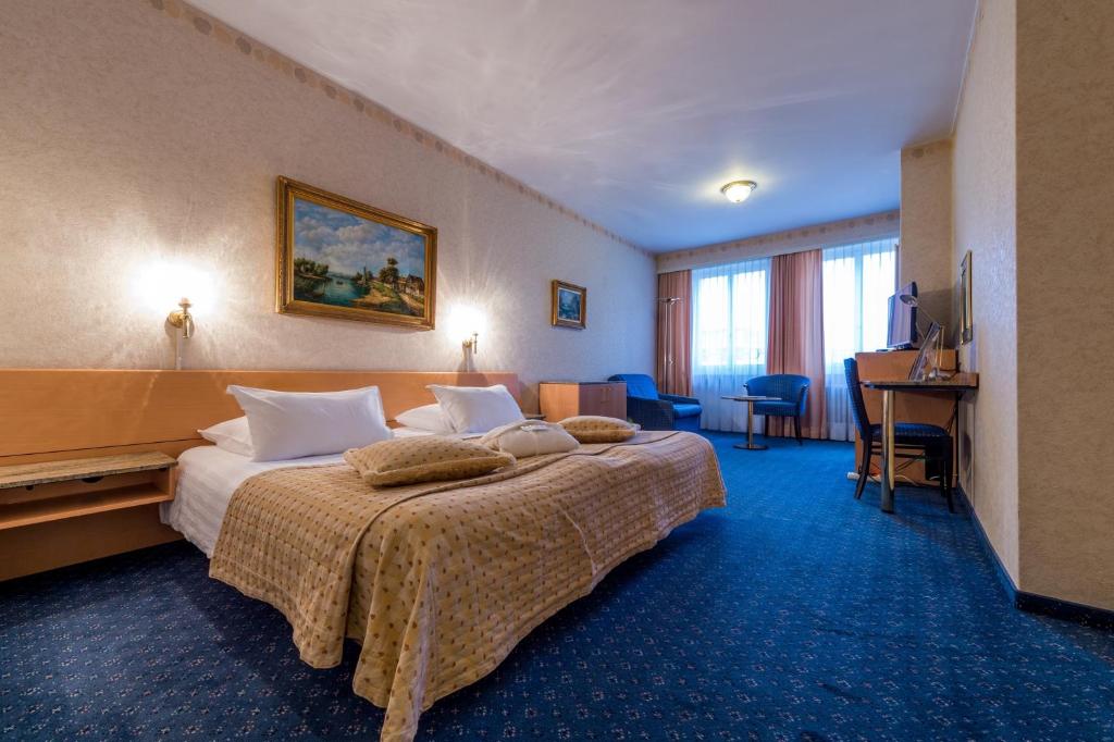 Двухместный (Двухместный номер с 2 отдельными кроватями), Hotel Century
