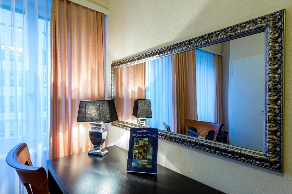 Одноместный (Улучшенный одноместный номер), Hotel Century