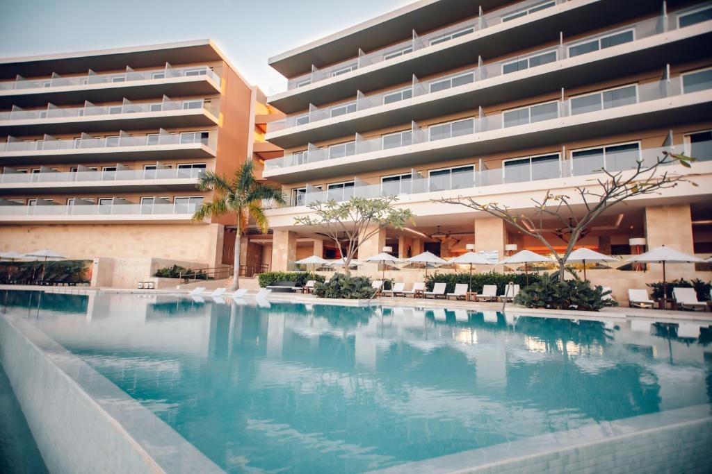 Wyndham Tamarindo photo 1