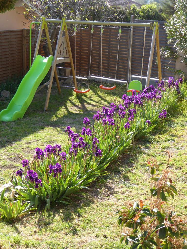 Bas de villa jardin plein sud proche mer clim-Wifi photo 3