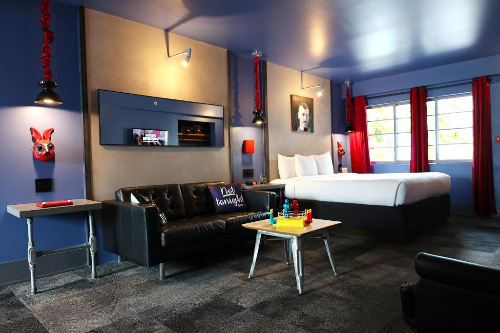 Hôtel Gaythering - Gay Hotel - All Adults Welcome image