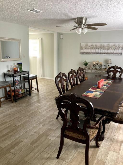 Very Private 3 Bed Home with HEATED Pool Palms and Big Fenced Yard photo 2