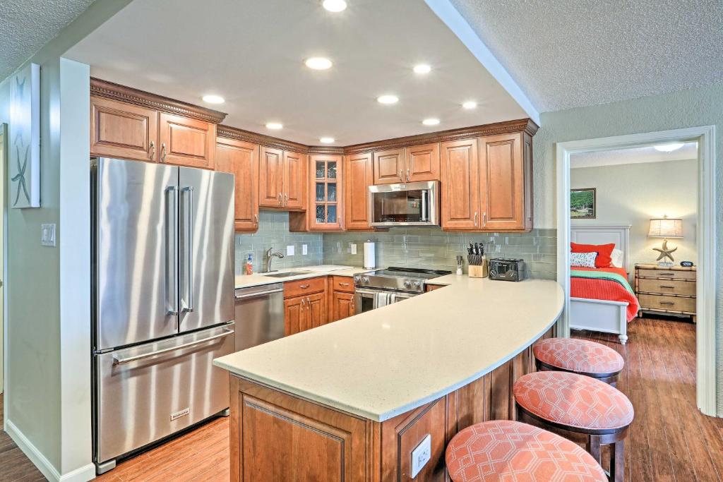 Elysian Resort Condo with 3 Balconies and Amenities! photo 4
