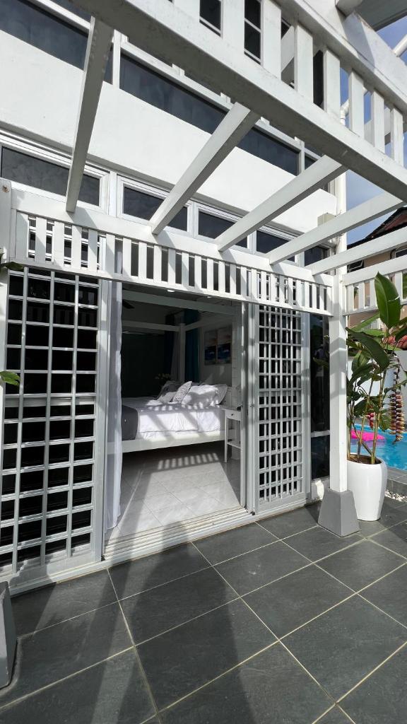Beit Azzahra Private Pool Villa at Pantai Batu Hitam photo 1