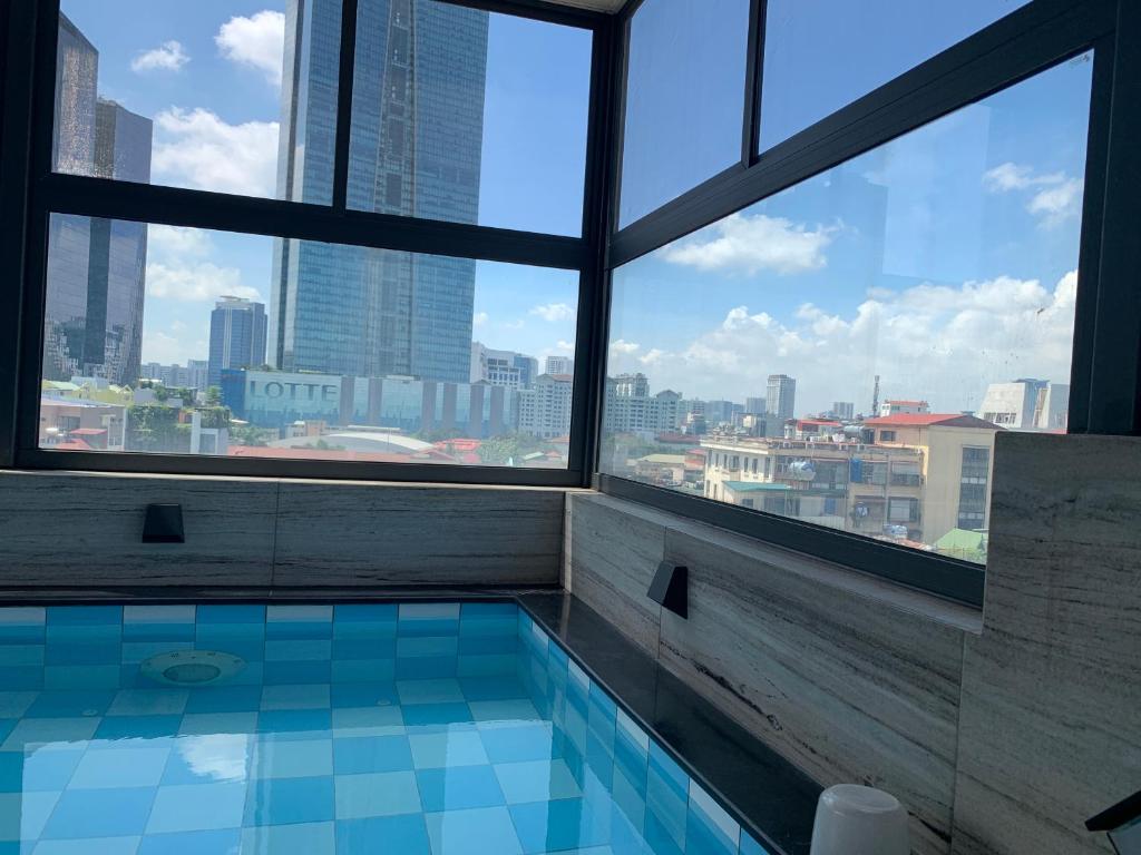 HOTEL YAH HANOI