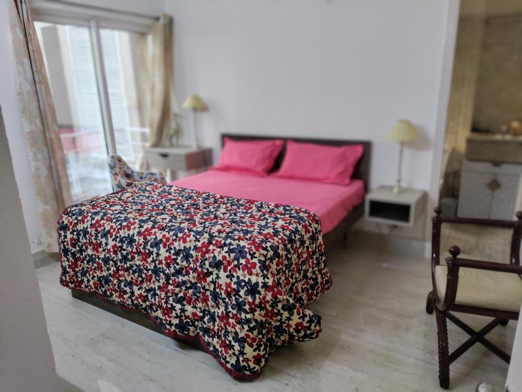 Studio Apartment with Green lawns photo 4