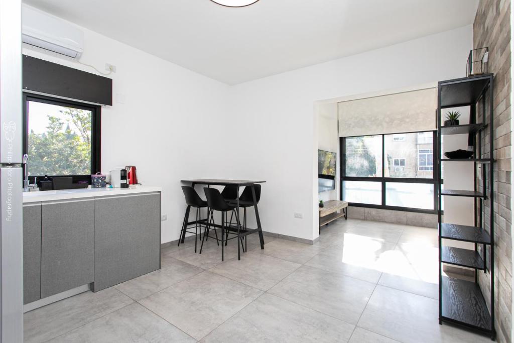 Apartment in Haifa photo 4