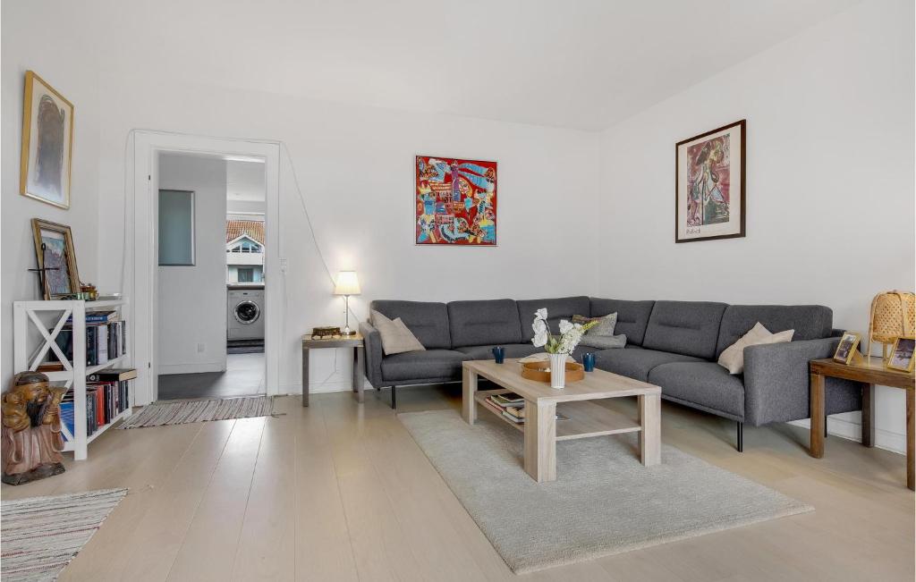 Nice Apartment In Dragr With Wifi And 1 Bedrooms photo 4