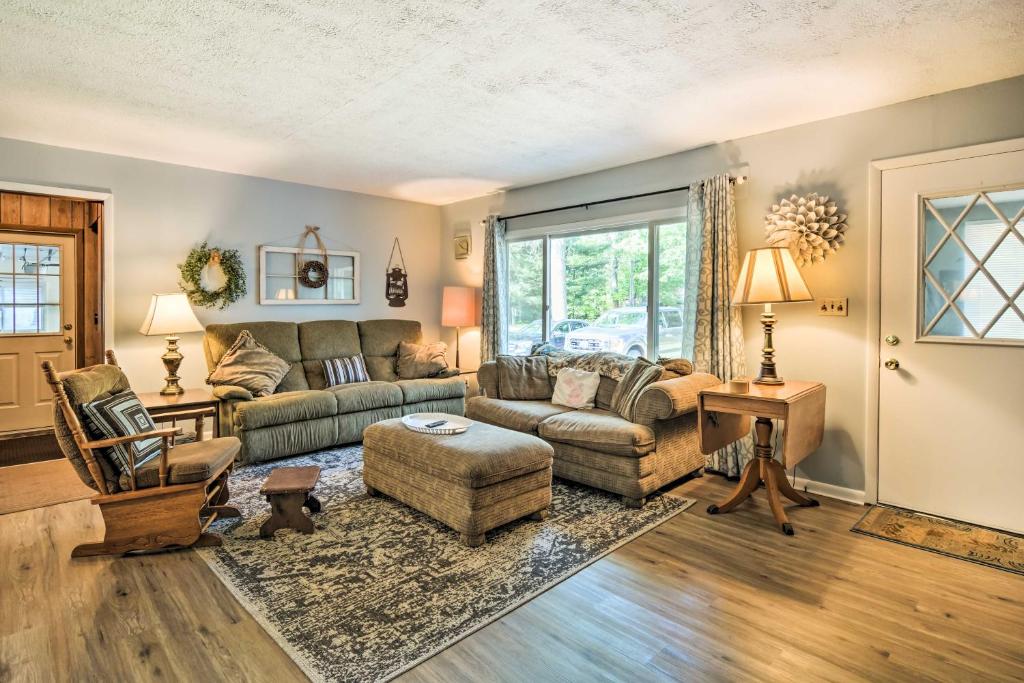 Higgins Lake Getaway with Fire Pit, Walk to Beach! photo 2