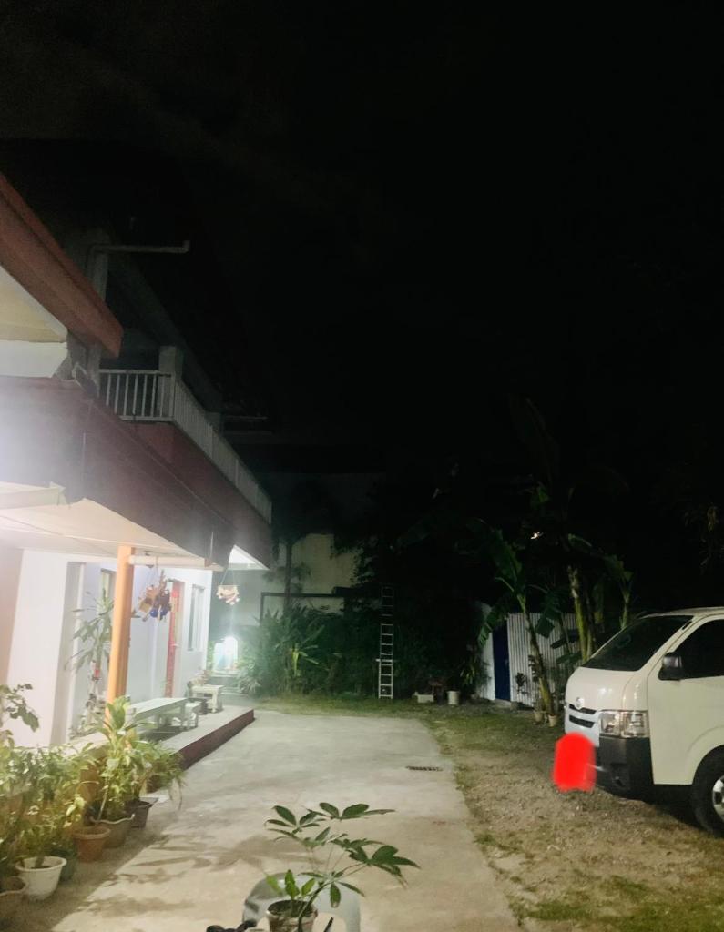Perlies Inn Studio House, Tanay