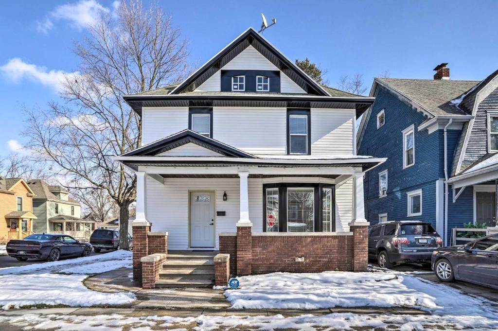 Pet-Friendly Home Rental Near Notre Dame! photo 2