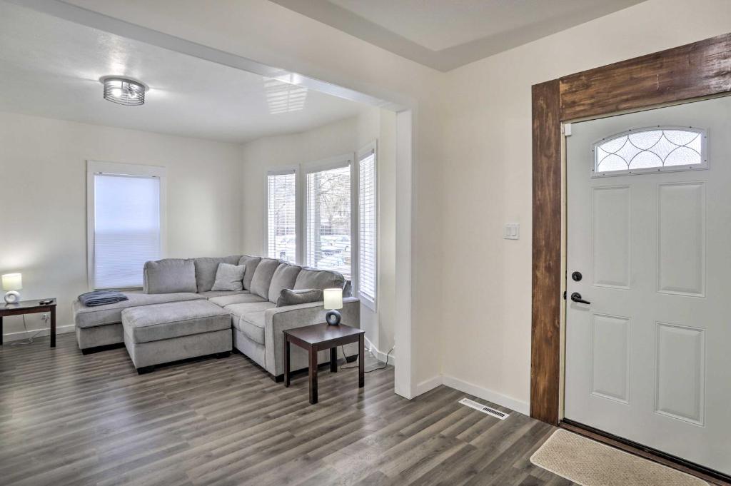 Pet-Friendly Home Rental Near Notre Dame! photo 3