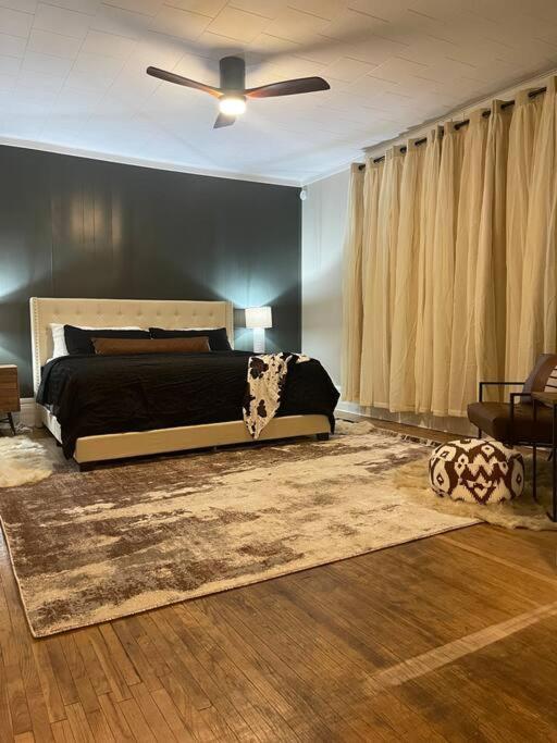 Fancy Homes Manistee B with Lake View! image