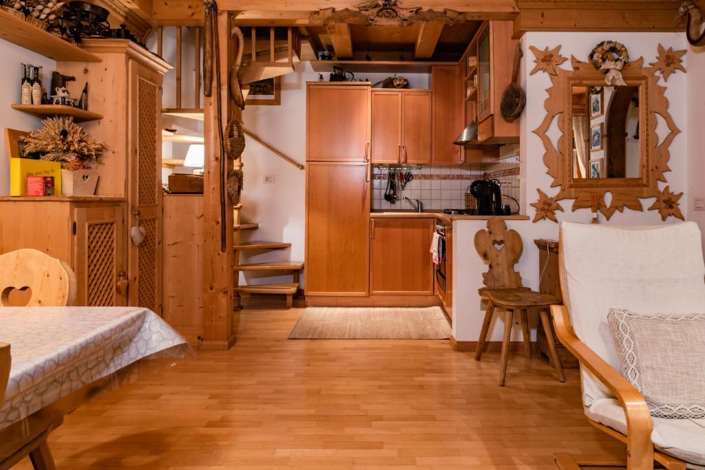 SciliarGuestHouse-due piani parcheggio privato photo 3