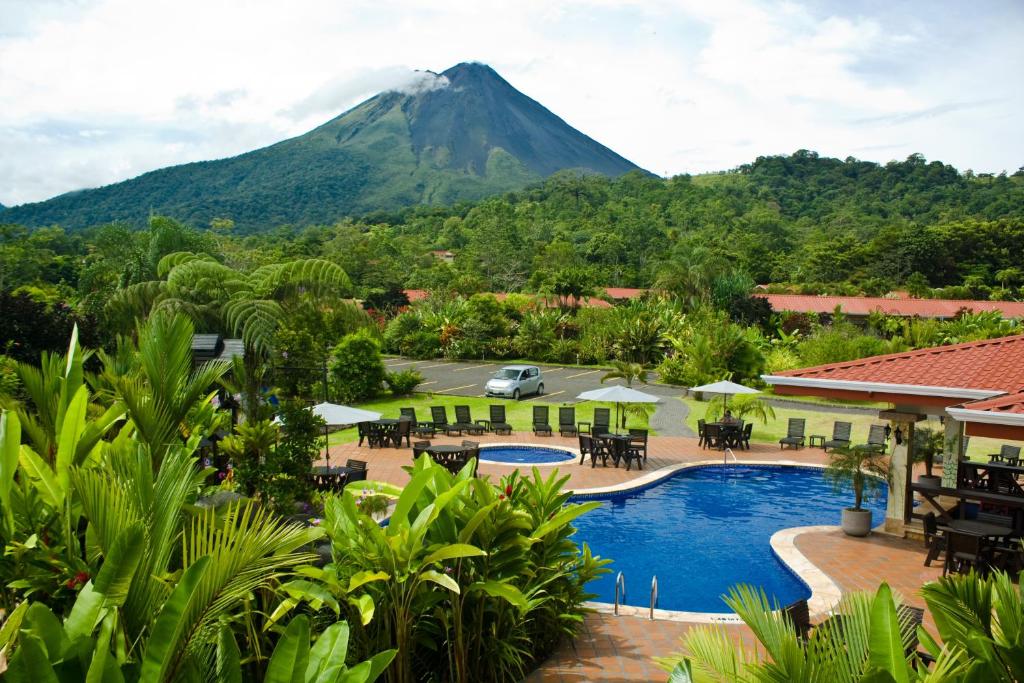 Volcano Lodge, Hotel & Thermal Experience photo 1