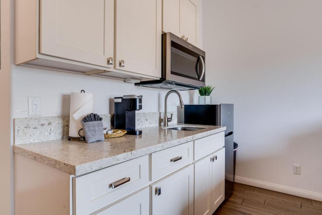 Unit 14 Waena Inn - Maui Private Suite Room Type - Studio Apartment