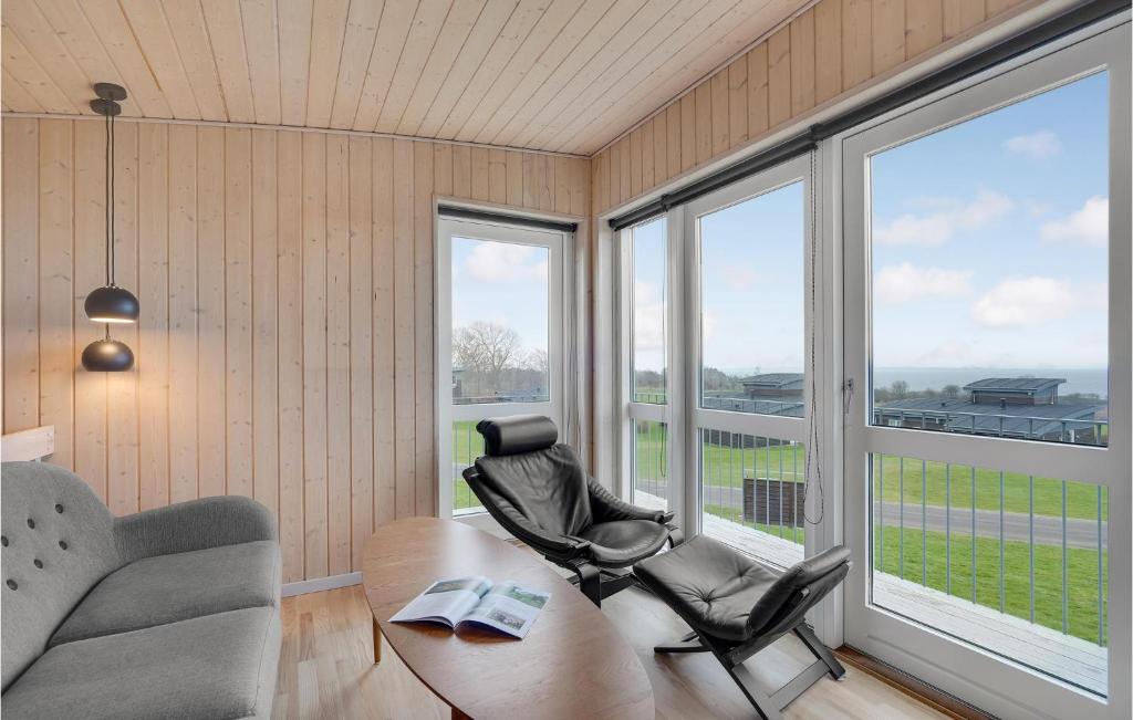 Stunning Home In Faaborg With 4 Bedrooms, Sauna And Wifi photo 2