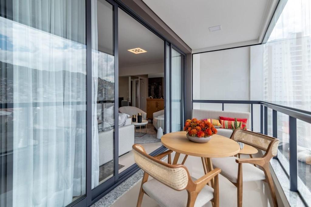 mega casa photo 2