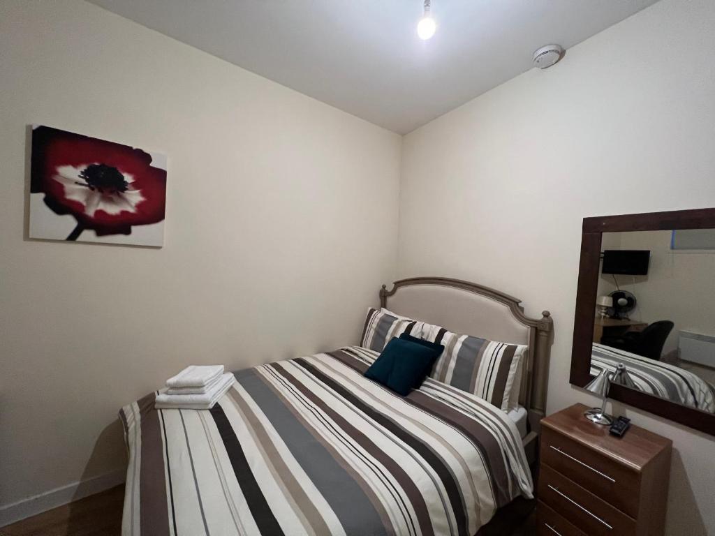 Charming 2-Bedrooms City Centre Apartment photo 3