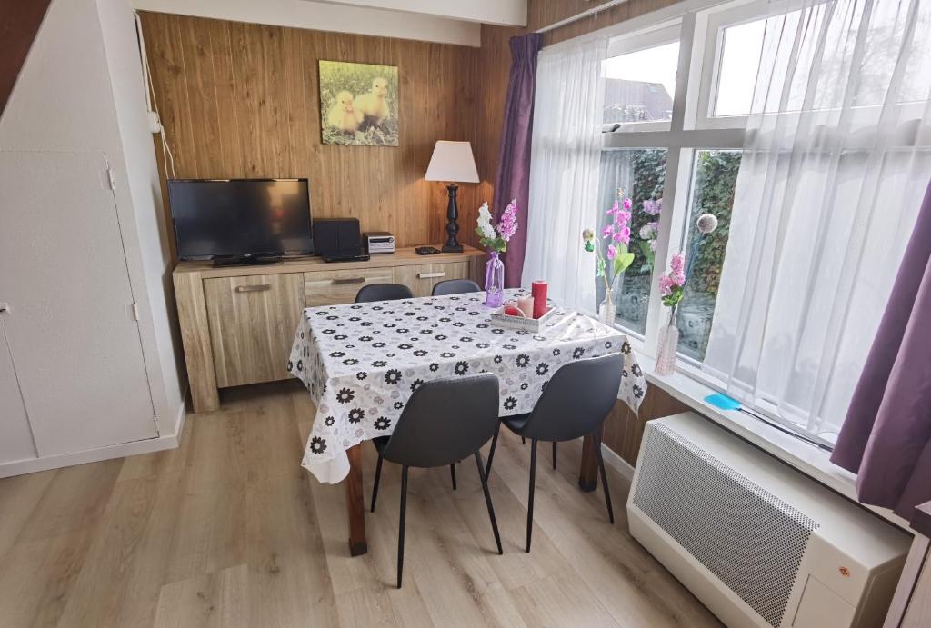 ALO43 renovated holiday home