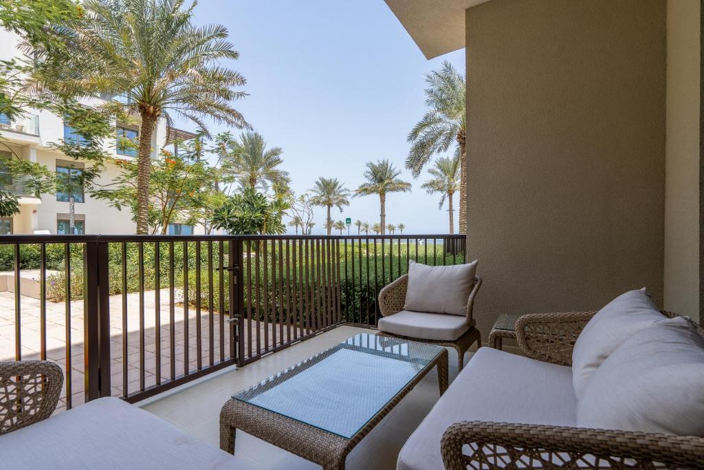 Alnoon at Address Beach Resort Fujairah photo 3