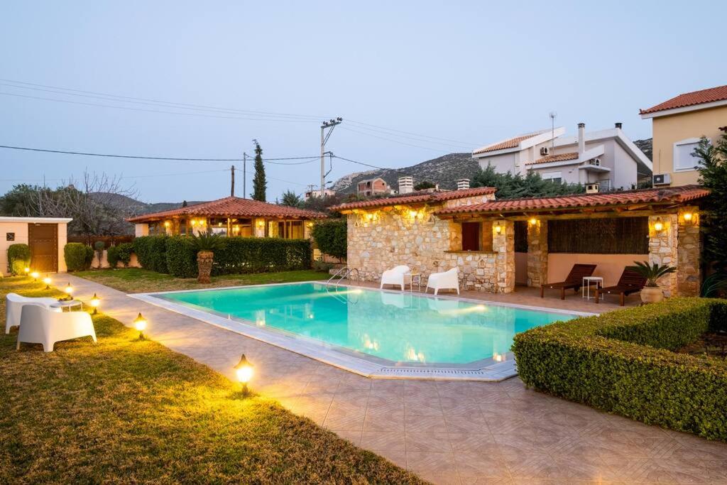 Phoceus Poolfront Grande Villa photo 1