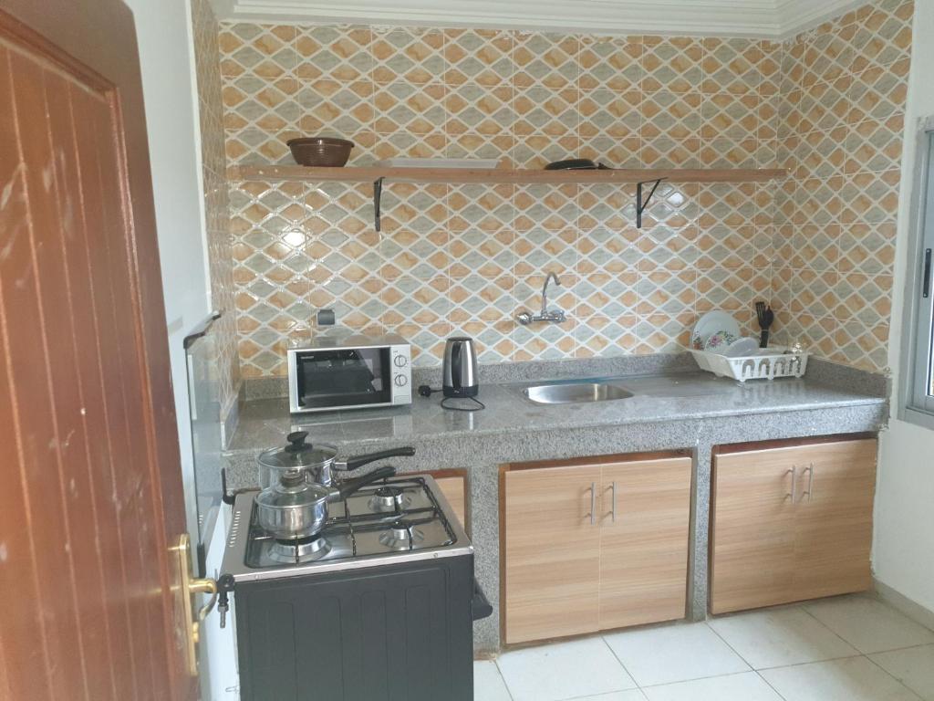 Lovely 1-Bed duplex house photo 2