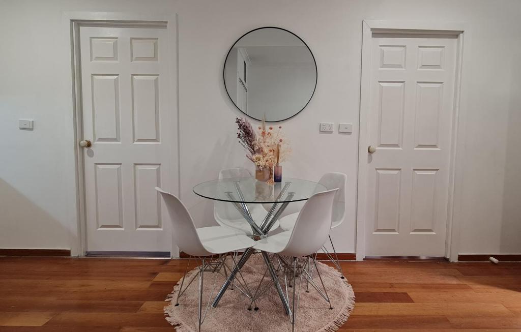 Cosy room close to Melb Airport photo 4