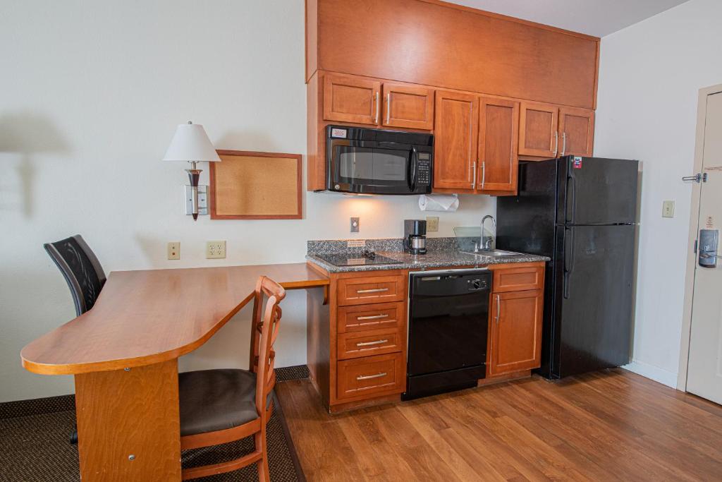 Candlewood Suites New Iberia, an IHG Hotel photo 1