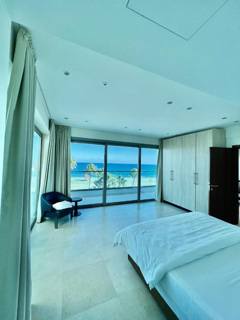 Aphrodite Plaza photo 4