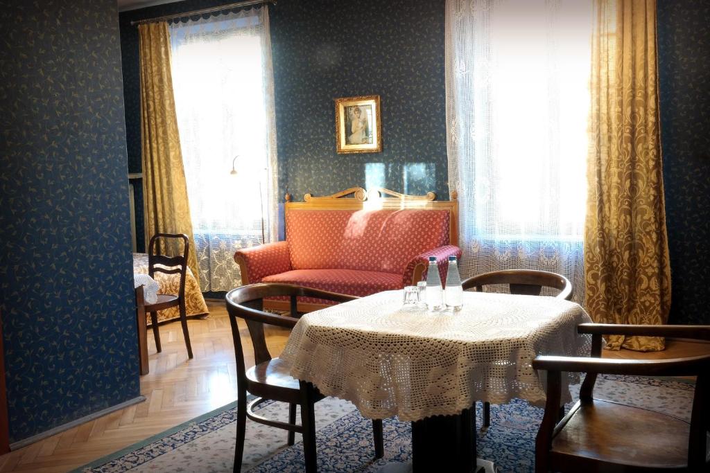 Апартаменты (Апартаменты с 2 спальнями (для 3 взрослых)), Hotel Klezmer Hois
