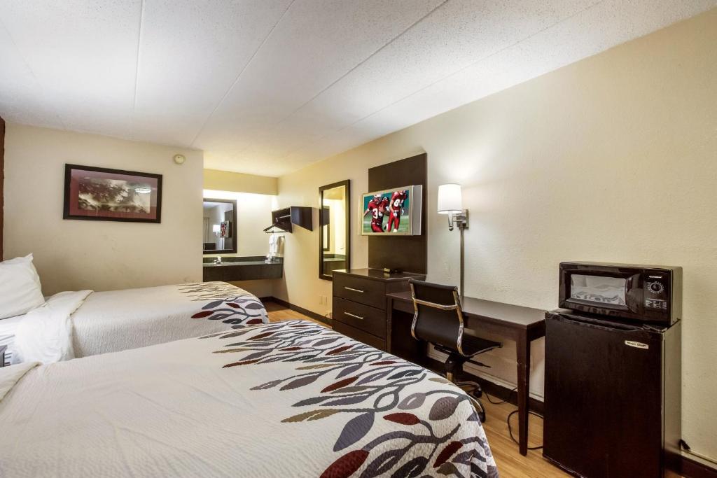 Red Roof Inn Saginaw - Frankenmuth image