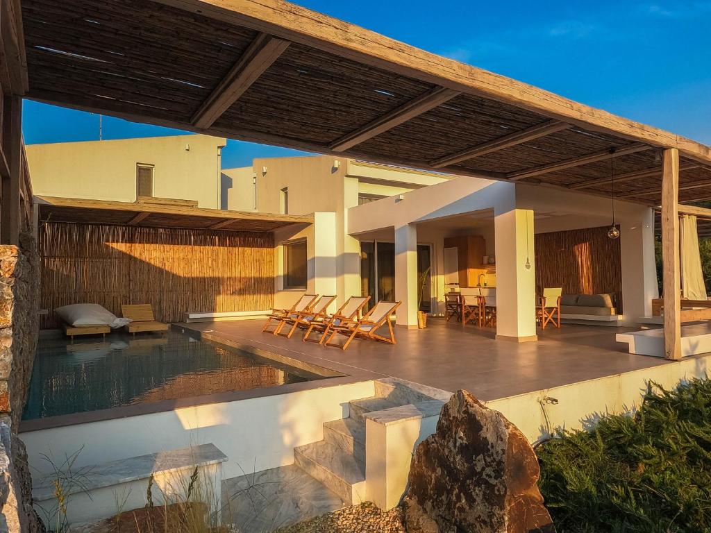 Aristotelia Gi - Private Villas photo 2