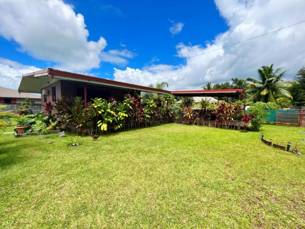 TAHITI - Fare Matavai Hoe photo 2