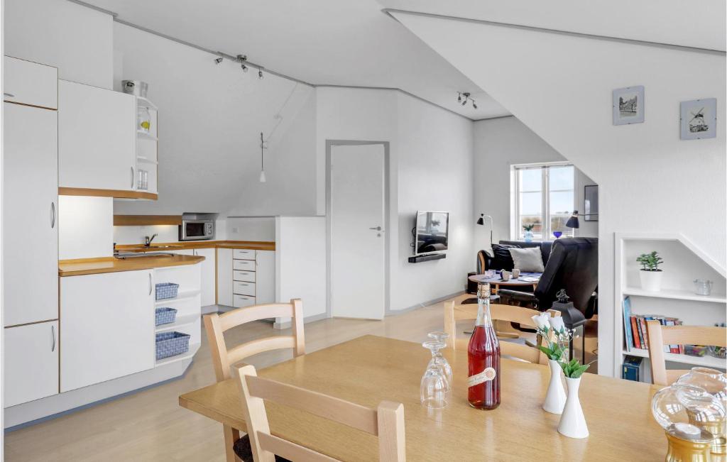 Stunning Apartment In Nex With Wifi And 2 Bedrooms photo 2